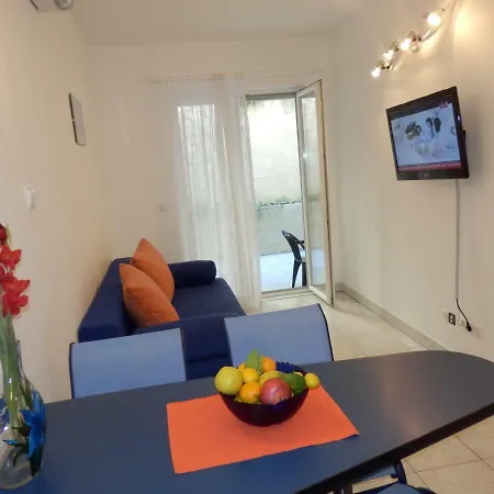 Apartments Rica Omiš Pokoj fotografie