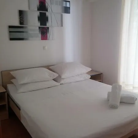 Apartments Rica Omiš Exteriér fotografie