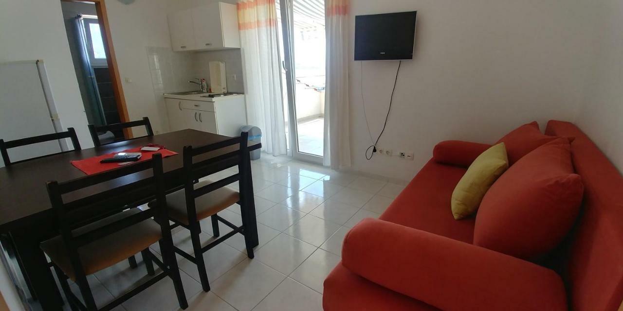 Apartment Rica Omis