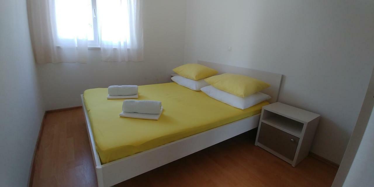 Apartment Rica Omis